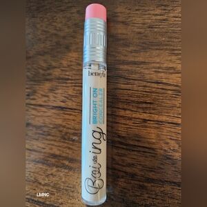 Benefit Bright on Concealer, Boi-ing. For colors see last picture.